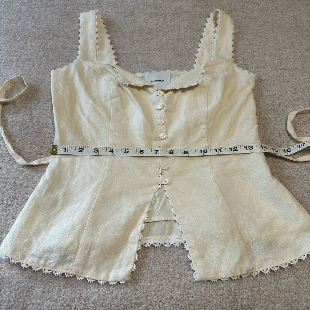 Reformation Viola Linen Top in Sugar - Picture 4 of 11